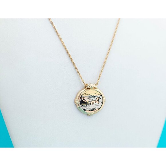 Vintage Country Christmas 1982 Necklace 18 Inches by Avon E23 - Picture 3 of 4